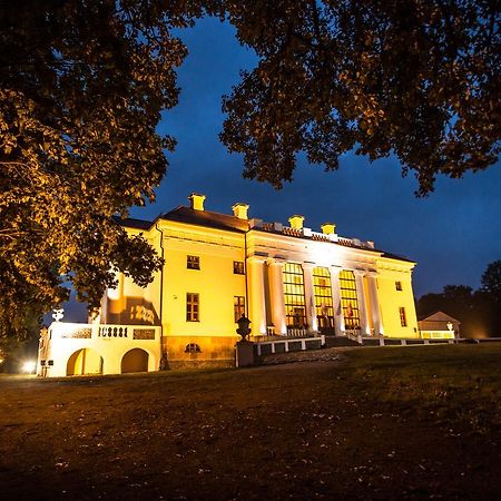Pakruojis Manor'S Palace Boutique Hotel Zewnętrze zdjęcie